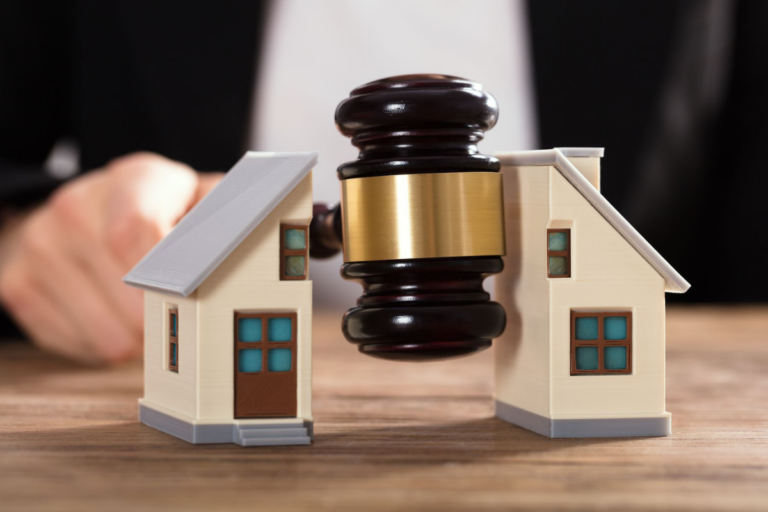 Resolving Property Disputes: Guidance from a Litigation Real Estate Attorney